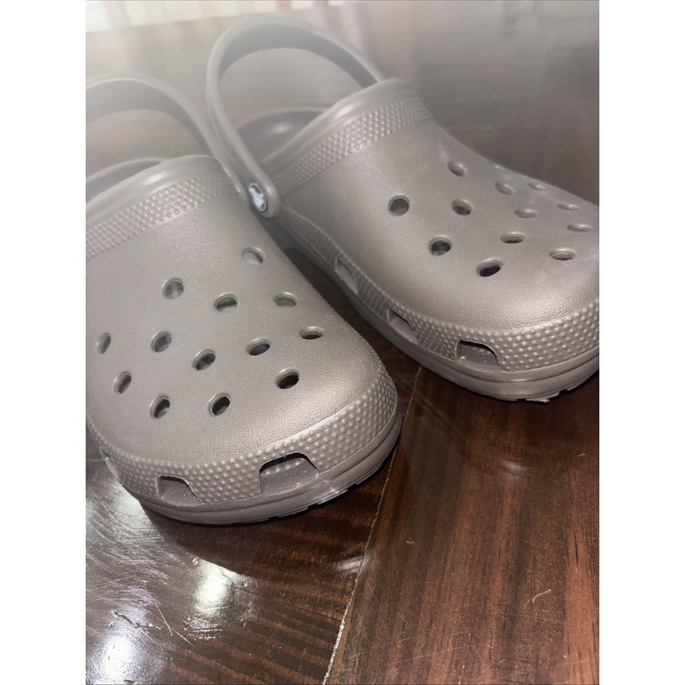 🐊 Original Crocs classic clog  Men's 6; Women's 8  NEW NWOT - Picture 2 of 10